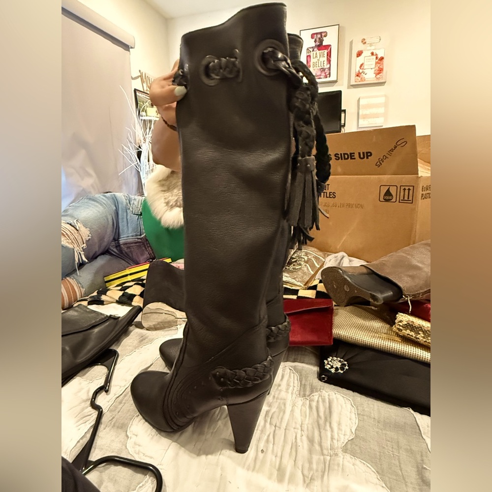 Women's Black Knee-High Boots